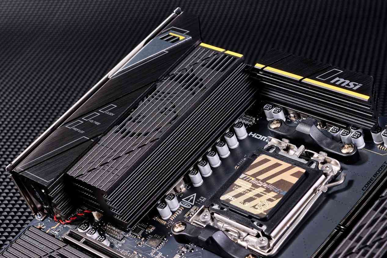 微星B850MPOWER主板深度评测：MPOWER系列的超频传奇延续，千元级性能炸裂之选