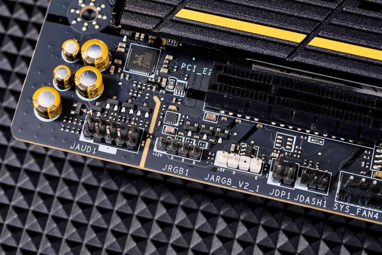 微星B850MPOWER主板深度评测：MPOWER系列的超频传奇延续，千元级性能炸裂之选