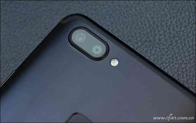 vivo X20全面评测：2998元全面屏新秀是否值得入手？