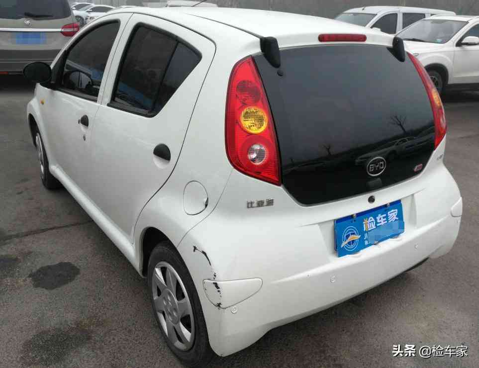 f0怎么样 2万买什么车？这辆练手神车比亚迪F0让买家吐槽：不如教练车