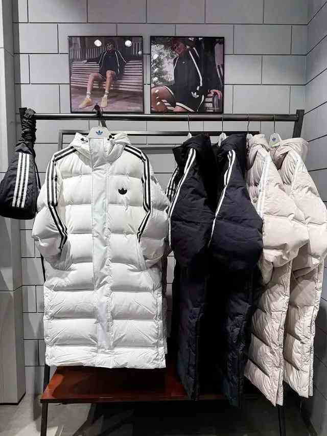 雪中飞羽绒服质量怎么样 羽绒服，我把阿迪达斯换成“雪中飞”后，有些话不吐为快，太真实