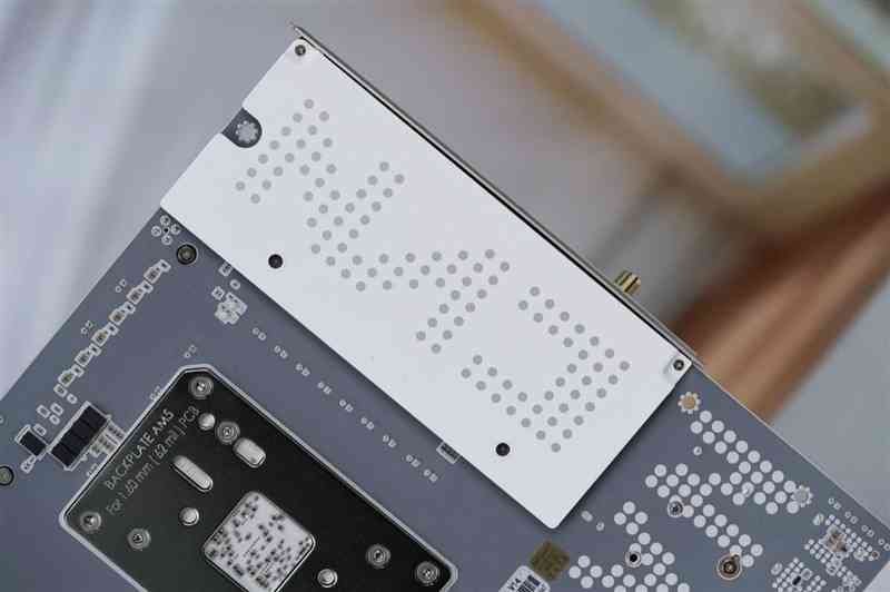 七彩虹主板怎么样 全面赶超一线品牌！七彩虹CVN B850 ARK FROZEN v14方舟主板评测