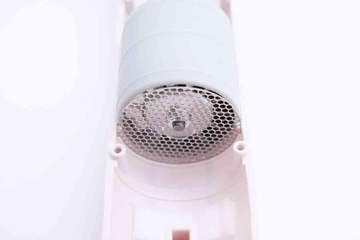 飞科高速吹风机深度评测：200元档无刷电机神器值不值得入手？