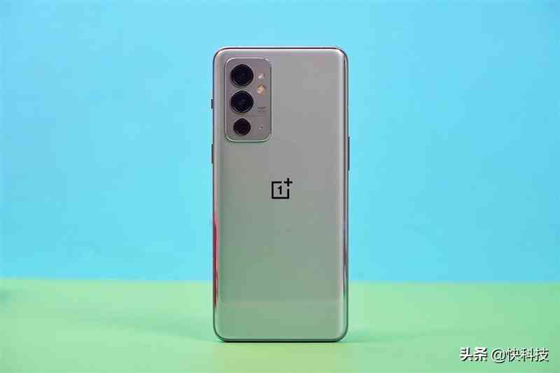 1加手机怎么样 全能的直屏机皇！一加9RT评测：闭着眼买也不会失望