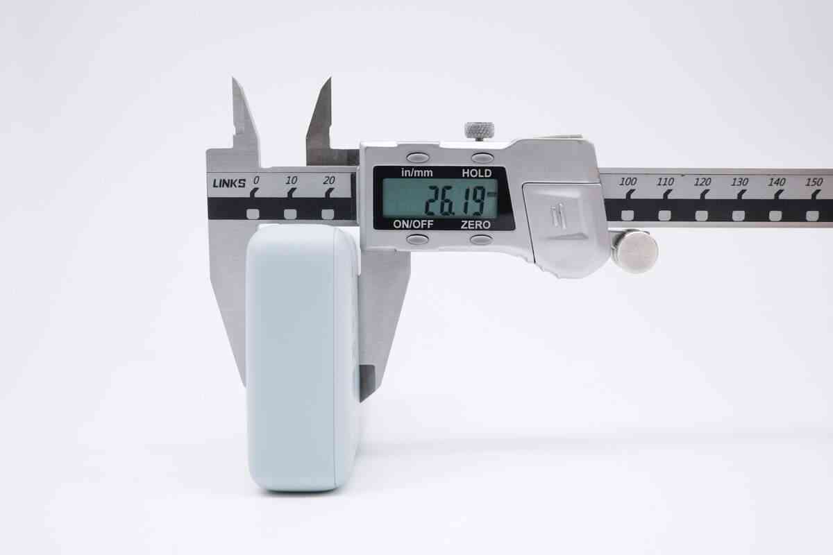 小米充电宝怎么样 差旅党必入，自带线+67W澎湃秒充，小米67W自带线充电宝评测