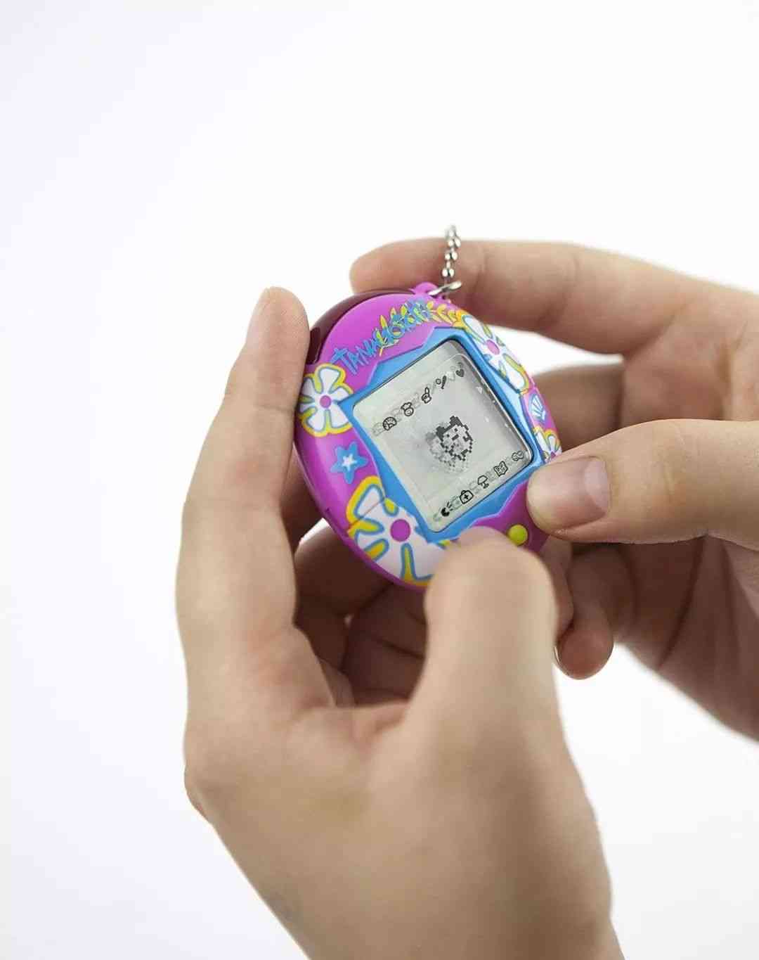 金正音响质量怎么样：那一夜，他们向央视撒币几个亿，还说自己占了便宜