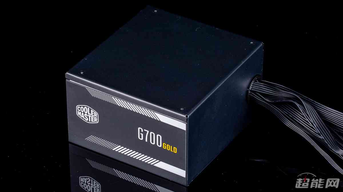 酷冷至尊G700 GOLD电源评测:高性价比的中高功率之选 酷冷至尊G700 GOLD电源评测:高性价比的中高功率之选