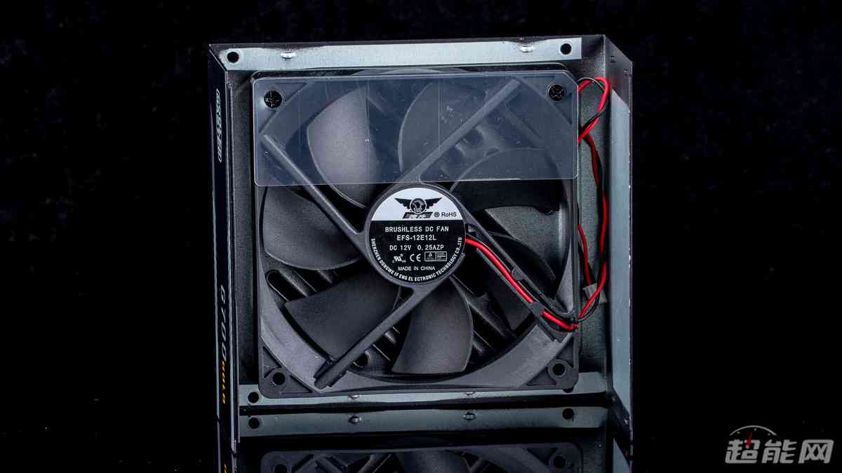 酷冷至尊G700 GOLD电源评测:高性价比的中高功率之选 酷冷至尊G700 GOLD电源评测:高性价比的中高功率之选