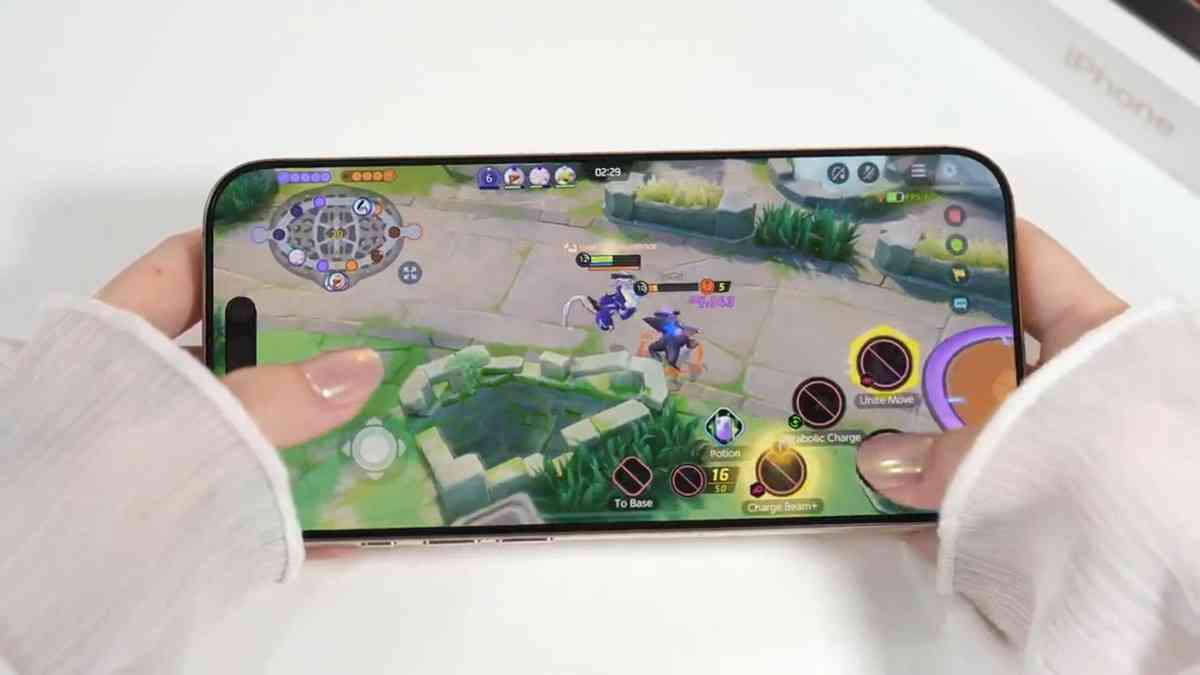 苹果手机质量深度评测：华为与苹果旗舰机型全方位优缺点对比