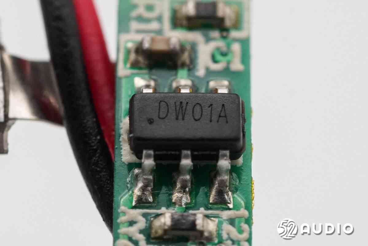 纽曼LY50 AI翻译耳机深度拆解：139种语言同传黑科技揭秘