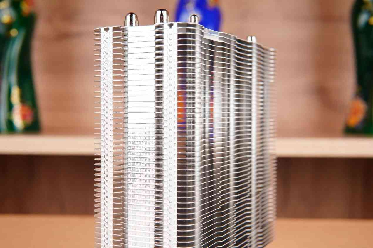 玄冰400怎么样 百元王者回归？九州风神玄冰400幻彩V5性能实测