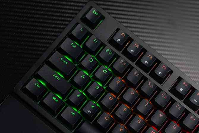 微星鼠标怎么样 微星GK320&GM330游戏键盘鼠标体验评测：一把键盘两个形态 主流级玩家优选