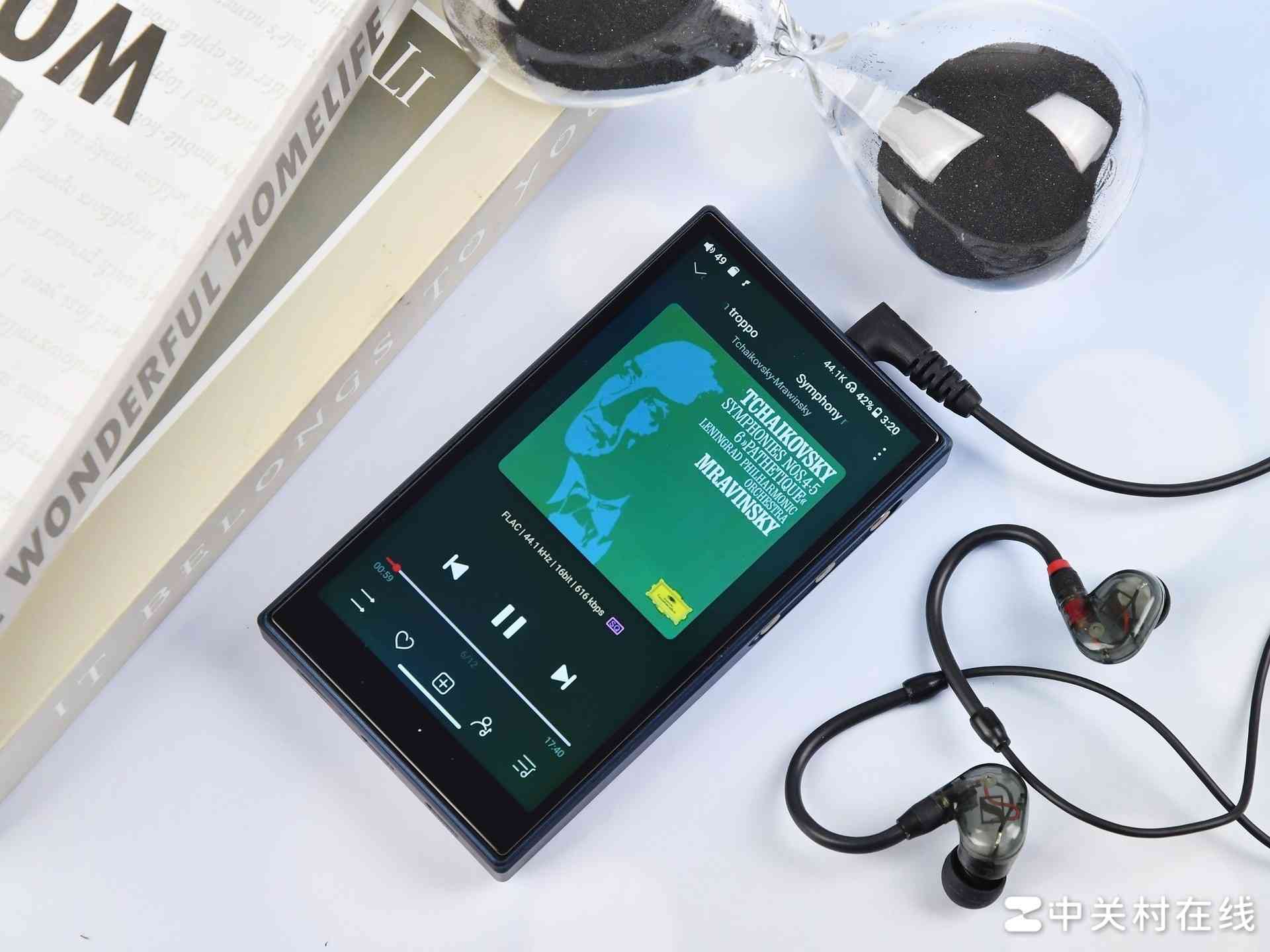 飞傲播放器怎么样 轻量化的“重量级”选手，飞傲M21便携无损播放器深度体验