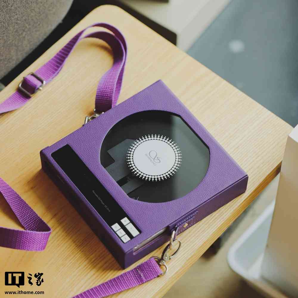 山灵播放器怎么样 山灵EC Zero AKM便携式CD播放器发布，支持无损抓轨